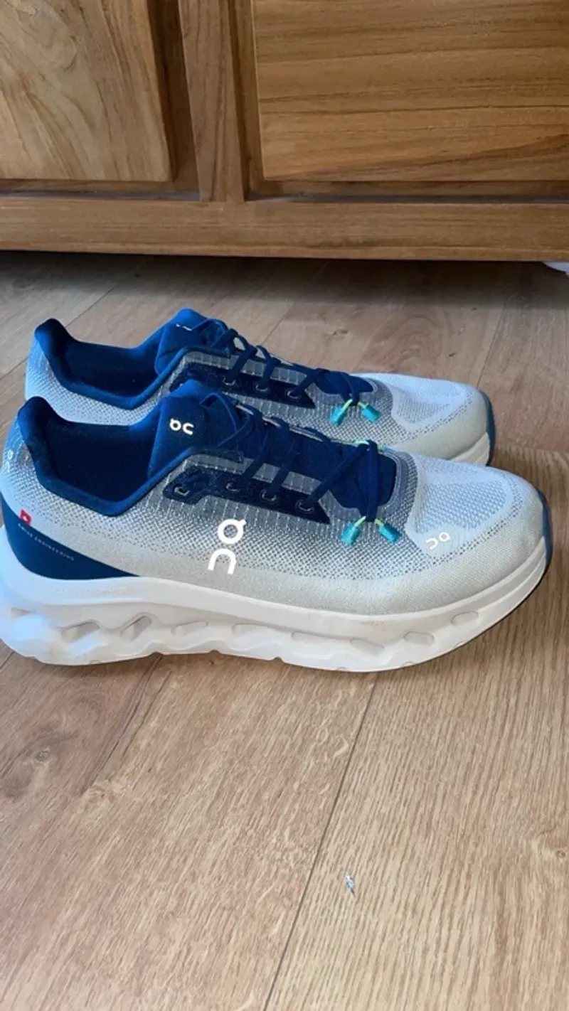 Tweedehands On Running On Cloud Running Shoes