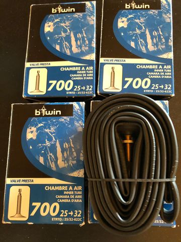 Gebrauchtes Decathlon Chambre à air 700 25->32 Tyres & Tubes