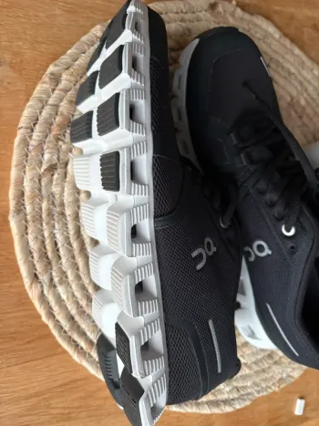 Tweedehands On Running Cloud 6 bike — afbeelding 6 van 6