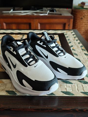 Tweedehands Nike Air Max Bolt 2026 Running Shoes