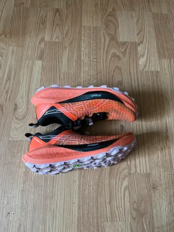 Tweedehands Orange Chaussures Asics bike — afbeelding 3 van 7