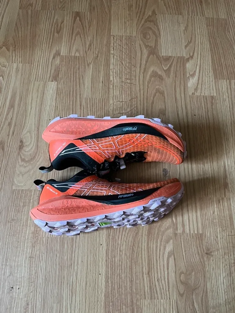 Tweedehands Orange Chaussures Asics bike — afbeelding 3 van 7