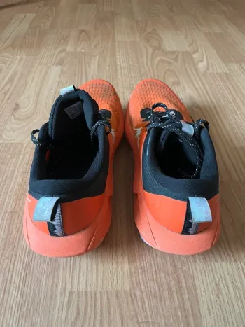 Tweedehands Orange Chaussures Asics bike — afbeelding 7 van 7