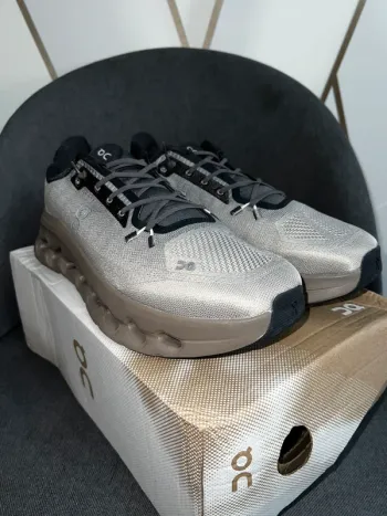 Tweedehands On Running Cloud Running Shoes