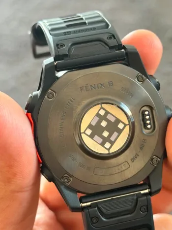 Used Garmin Fenix 8 bike — image 6 of 7
