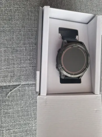 Used Garmin fenix 7 pro sapphire titanium bike — image 4 of 7