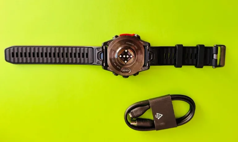 Used Garmin Fenix 8 Amoled 47mm bike — image 5 of 12