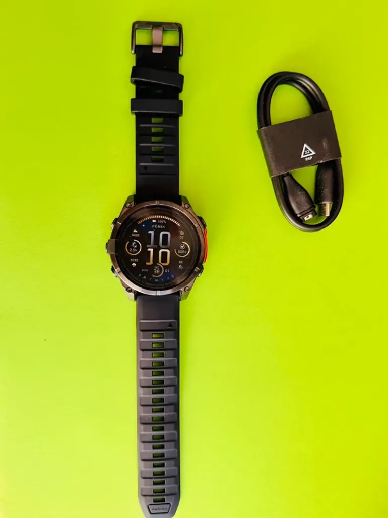 Used Garmin Fenix 8 Amoled 47mm bike — image 2 of 12