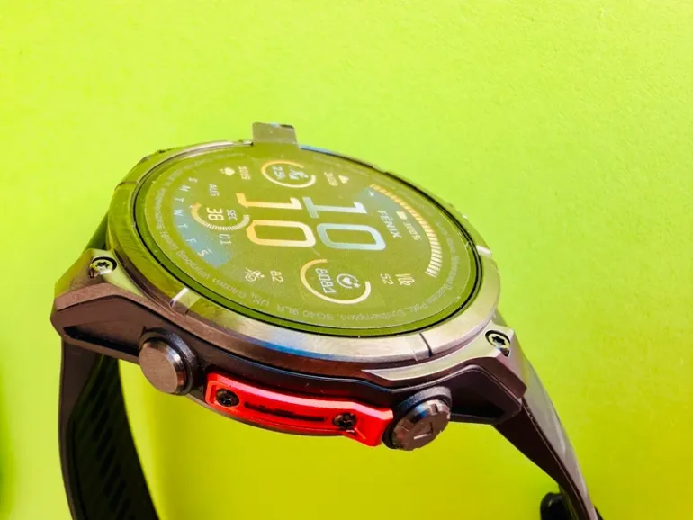 Used Garmin Fenix 8 Amoled 47mm bike — image 9 of 12