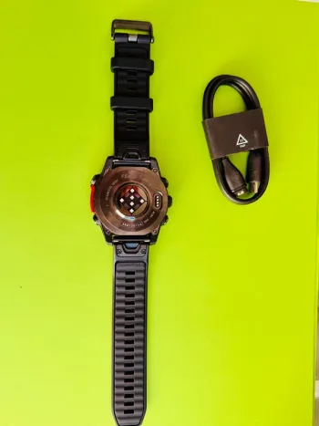 Used Garmin Fenix 8 Amoled 47mm bike — image 3 of 12