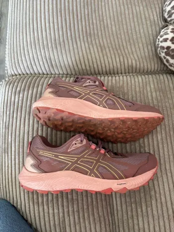 Used Asics Gel Kanaku 6 bike — image 2 of 5