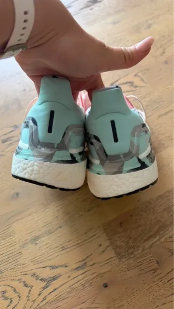Used Adidas Ultraboost 20 bike — image 4 of 7