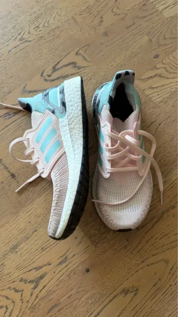 Used Adidas Ultraboost 20 bike — image 2 of 7