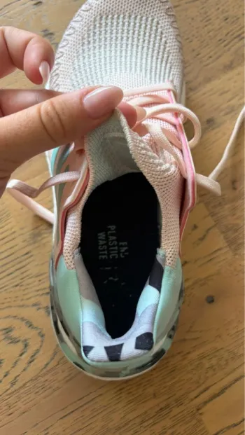Used Adidas Ultraboost 20 bike — image 6 of 7