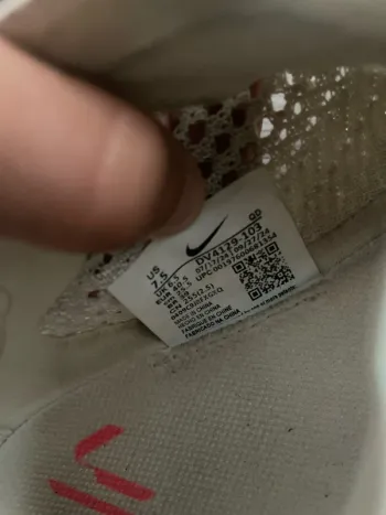 Used Nike Vaporfly 3 bike — image 6 of 6