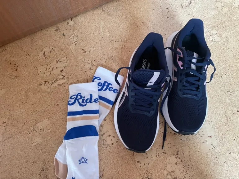 Used Asics Gel-Pursue 11 bike — image 2 of 2
