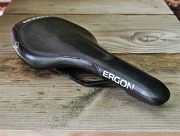 Tweedehands Ergon SME3-M Saddles & Seatposts