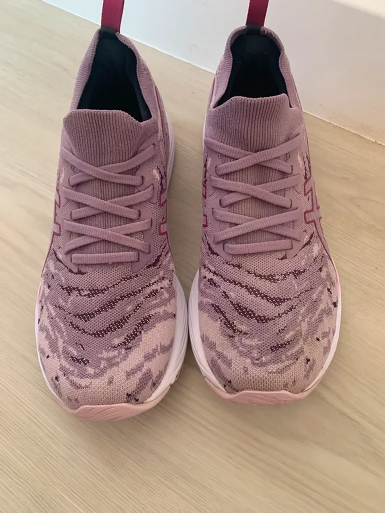Used Asics Gel cumulus 23 bike — image 8 of 11