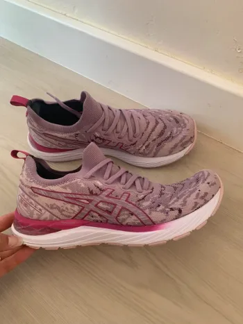 Used Asics Gel cumulus 23 Running Shoes