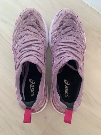 Used Asics Gel cumulus 23 bike — image 3 of 11