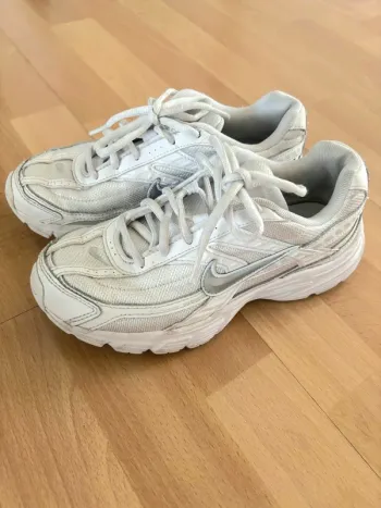 Nike Initiator Running Shoes usato