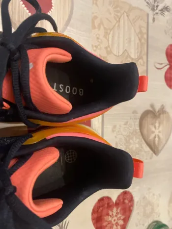 Brugt Adidas Chaussures de sport bike — billede 3 af 7