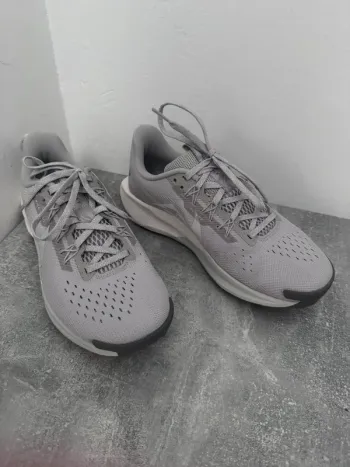Použité Nike ATC Flywire Running Shoes