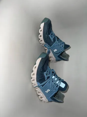 On Running Sneaker bike d'occasion — image 2 sur 6