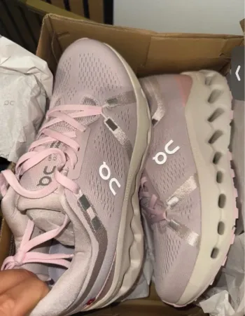 Tweedehands On Running Cloud Running Shoes