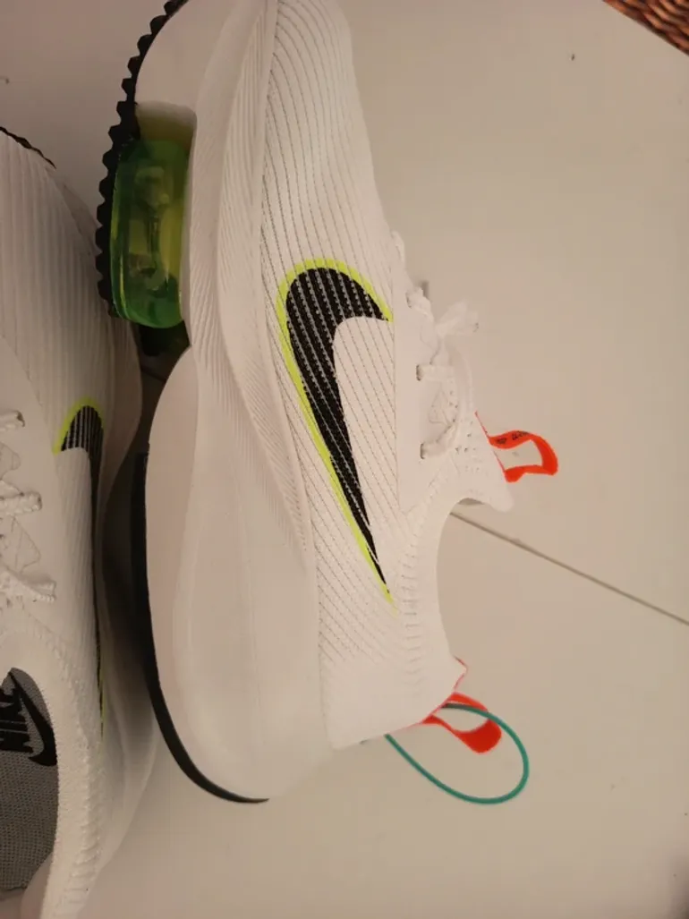 Używany Nike ZoomX bike — zdjęcie 11 z 12