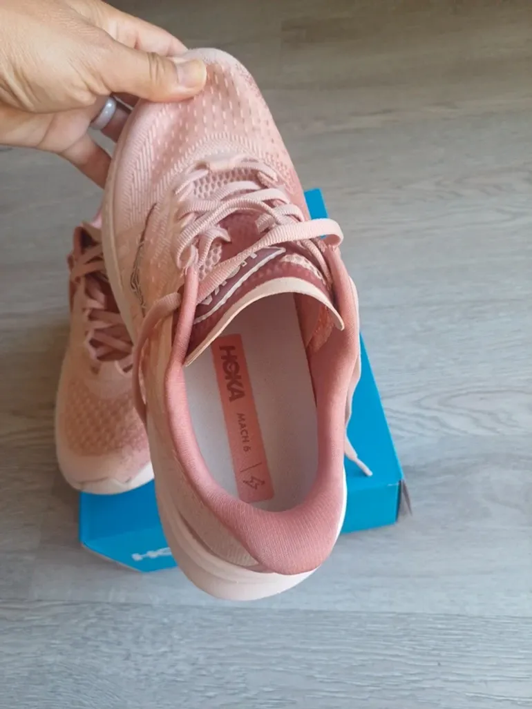 Used Hoka Running Shoes bike — image 2 of 7