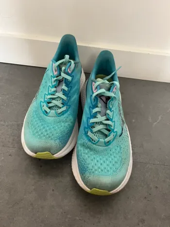Used Hoka Mach 6 Running Shoes