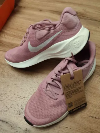 Used Nike Baskets roses - Taille 38 bike — image 3 of 6