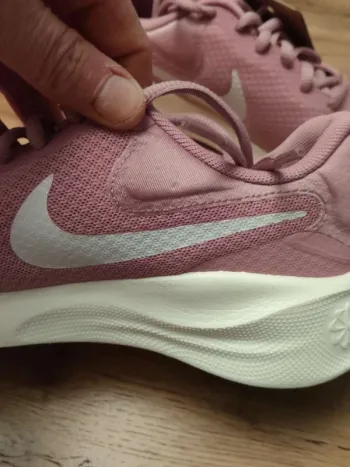 Used Nike Baskets roses - Taille 38 bike — image 4 of 6