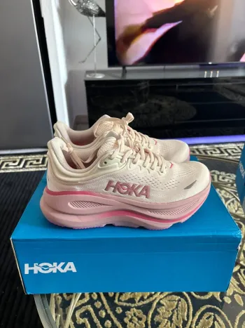 Used Hoka Bondi 9 Running Shoes