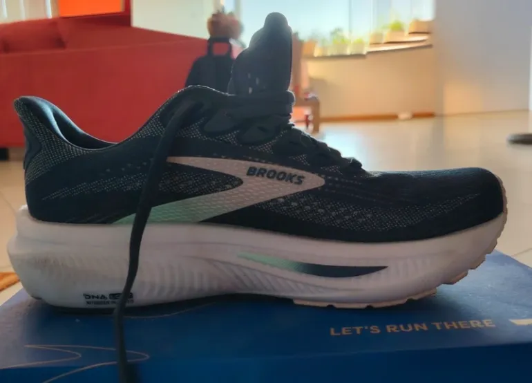 Used Brooks Ghost 17 bike — image 3 of 4