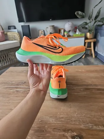 Used Nike Zoom Fly 5 Running Shoes