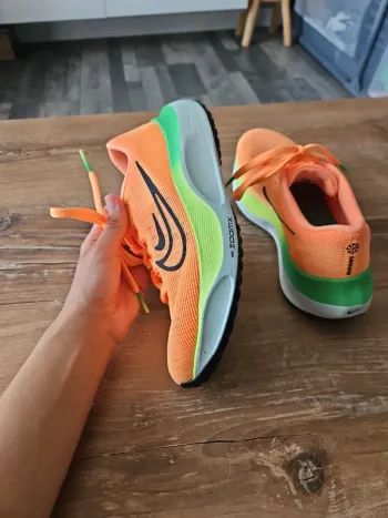 Used Nike Zoom Fly 5 bike — image 4 of 6