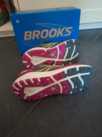 Used Brooks Divide 6 bike — image 4 of 5