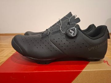 Used Specialized Recon 1.0 Cycling Shoes