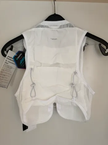 Tweedehands White Justice Cordura 5L Hydration Vest bike — afbeelding 2 van 7