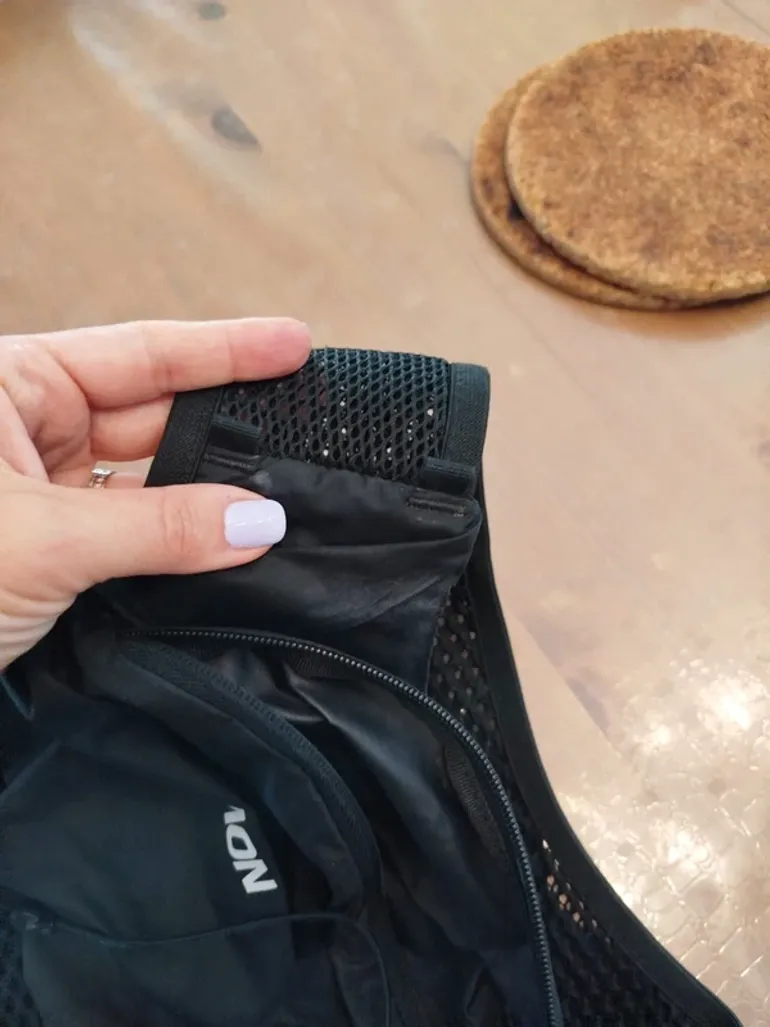 Käytetty Salomon Hydration Vest bike — kuva 4 / 5