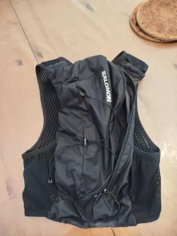 Käytetty Salomon Hydration Vest bike — kuva 2 / 5