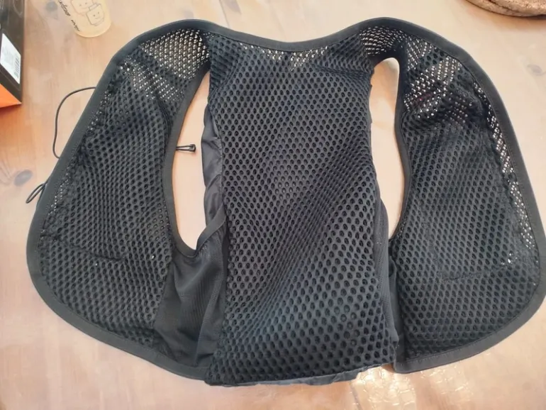 Käytetty Salomon Hydration Vest bike — kuva 3 / 5