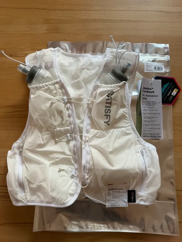 Käytetty White Justice Cordura 5L Hydration Vest bike — kuva 3 / 7