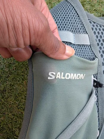 Used Salomon Gilet de trail/rando 8L bike — image 7 of 12