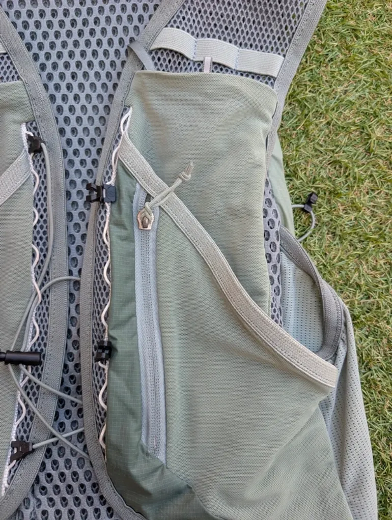 Used Salomon Gilet de trail/rando 8L bike — image 5 of 12