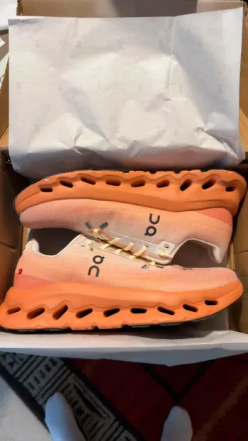 Used Orange Cloudtilt Running Shoes