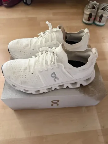 100% Cloudswift 4 Running Shoes d'occasion