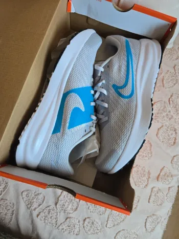Nike 41 bike d'occasion — image 9 sur 10
